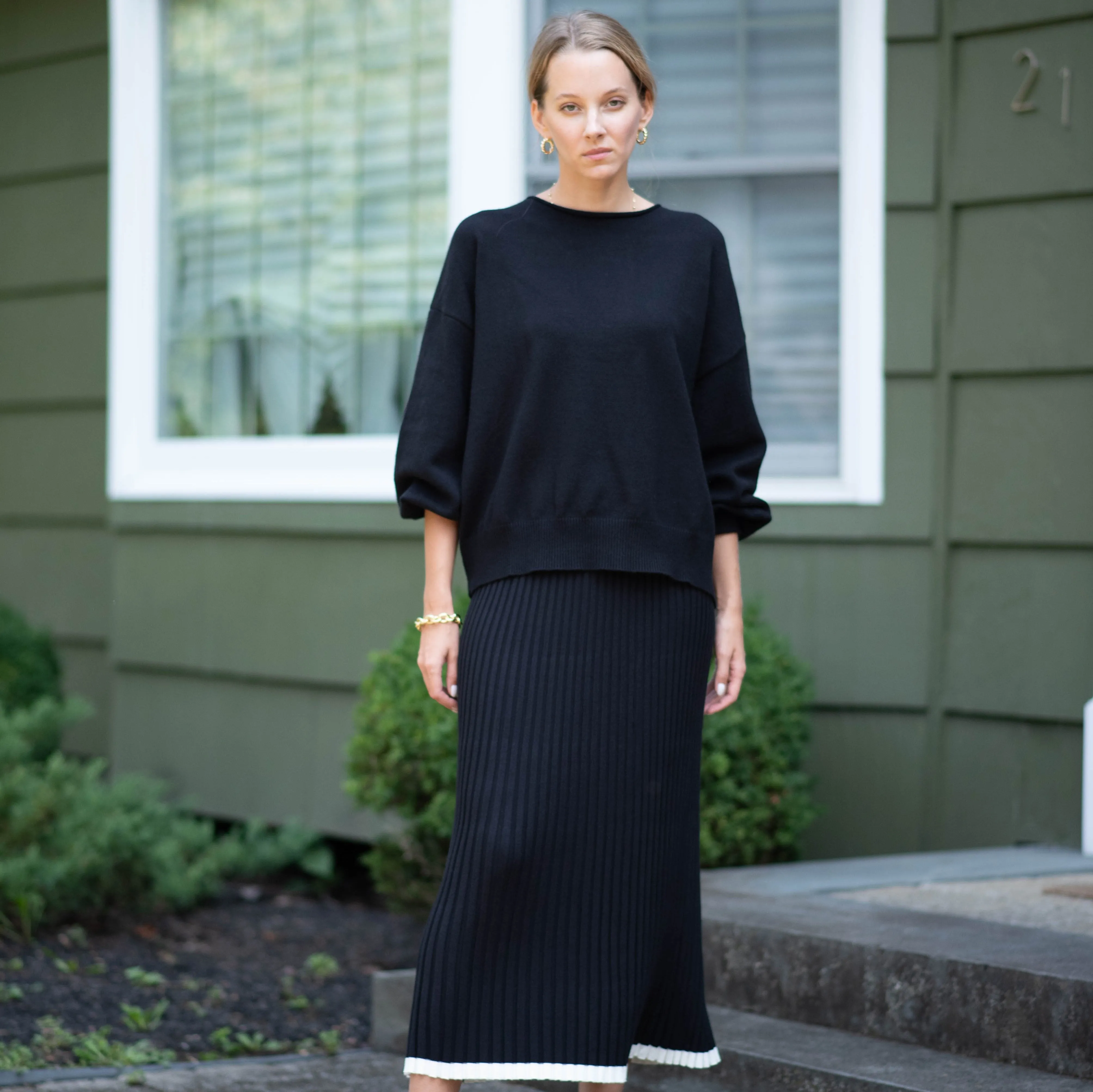 Contrast Knit Skirt | Black [Final Sale]