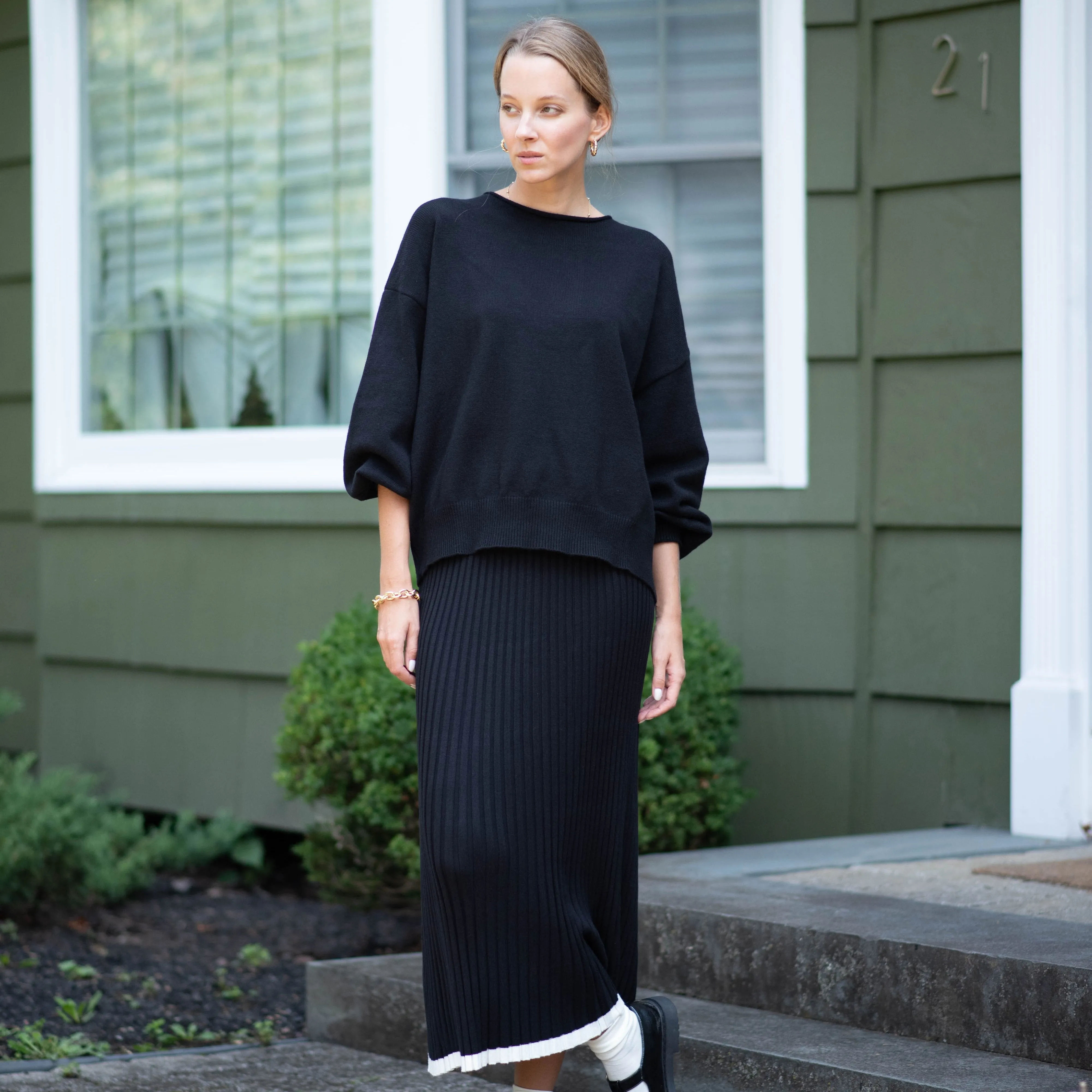 Contrast Knit Skirt | Black [Final Sale]