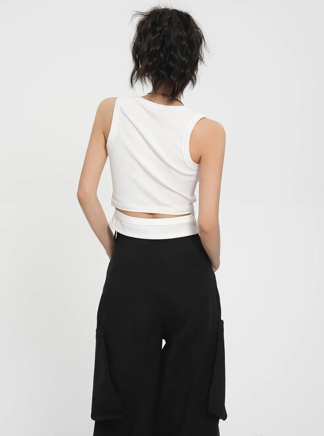 Essential Ribbed Tank Top Duo: Black & White Fitted Cropped Sleeveless Tops Set