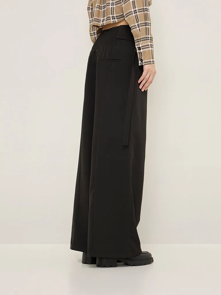 Nuon Black Solid High-Rise Trousers