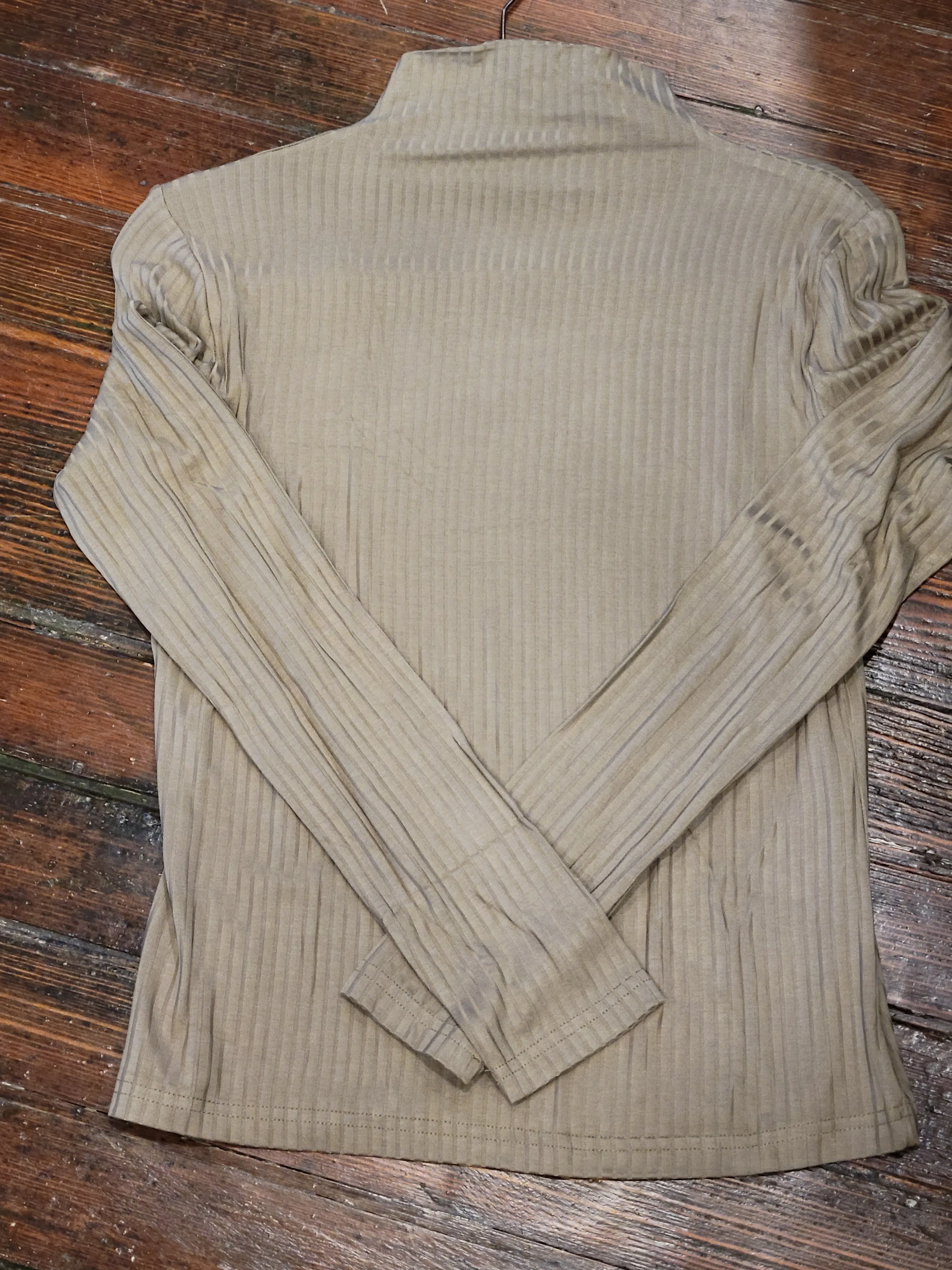 Ribbed Mock Neck